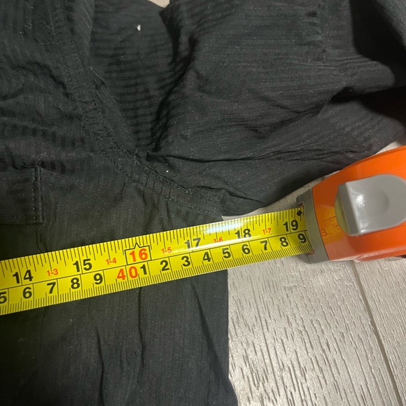 Women's Club Monaco Black Size Medium Button-Down Shirt - Picture 4 of 4